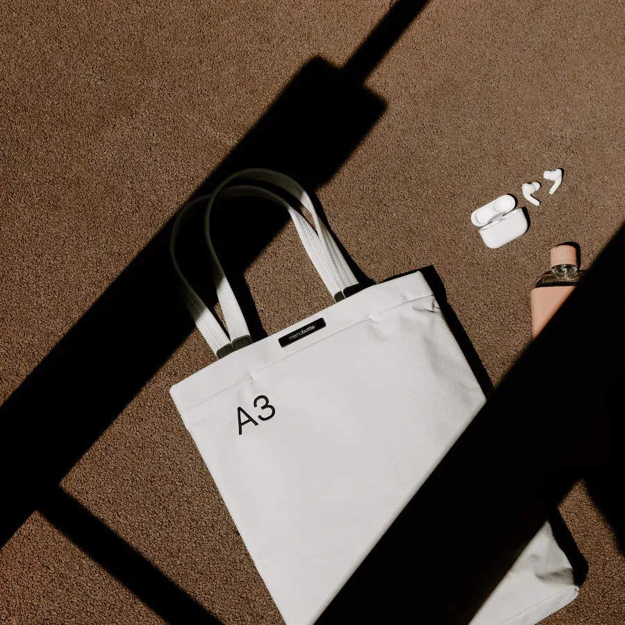A3 Daily Tote