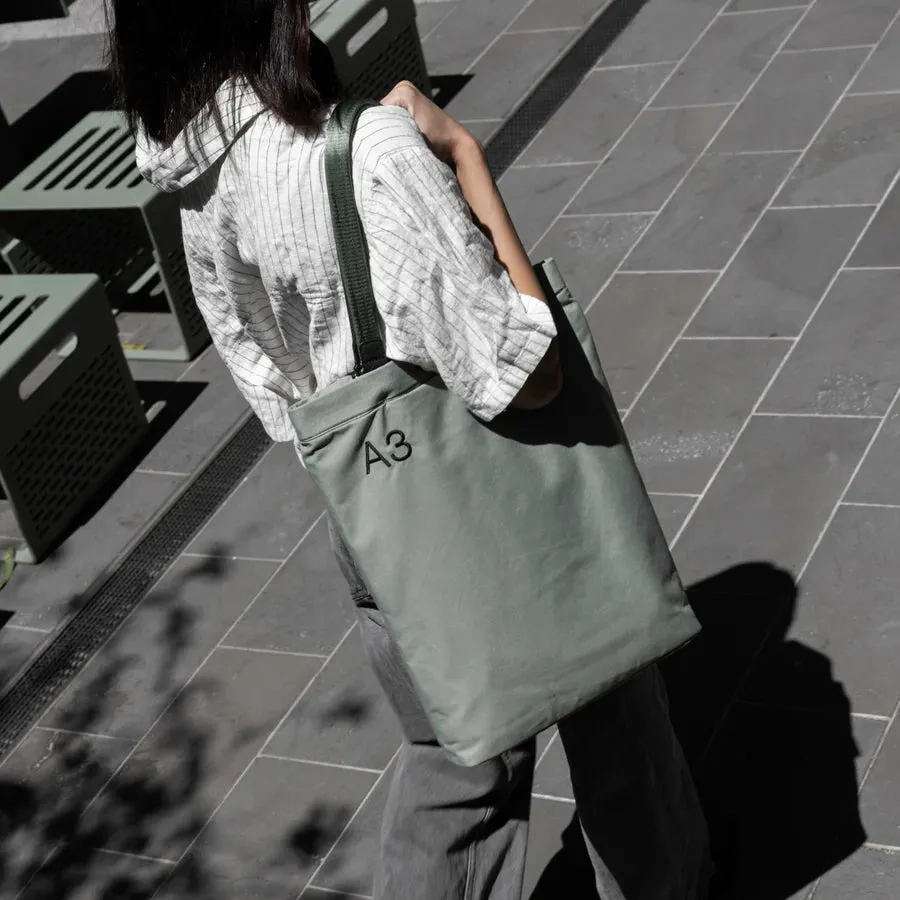 A3 Daily Tote