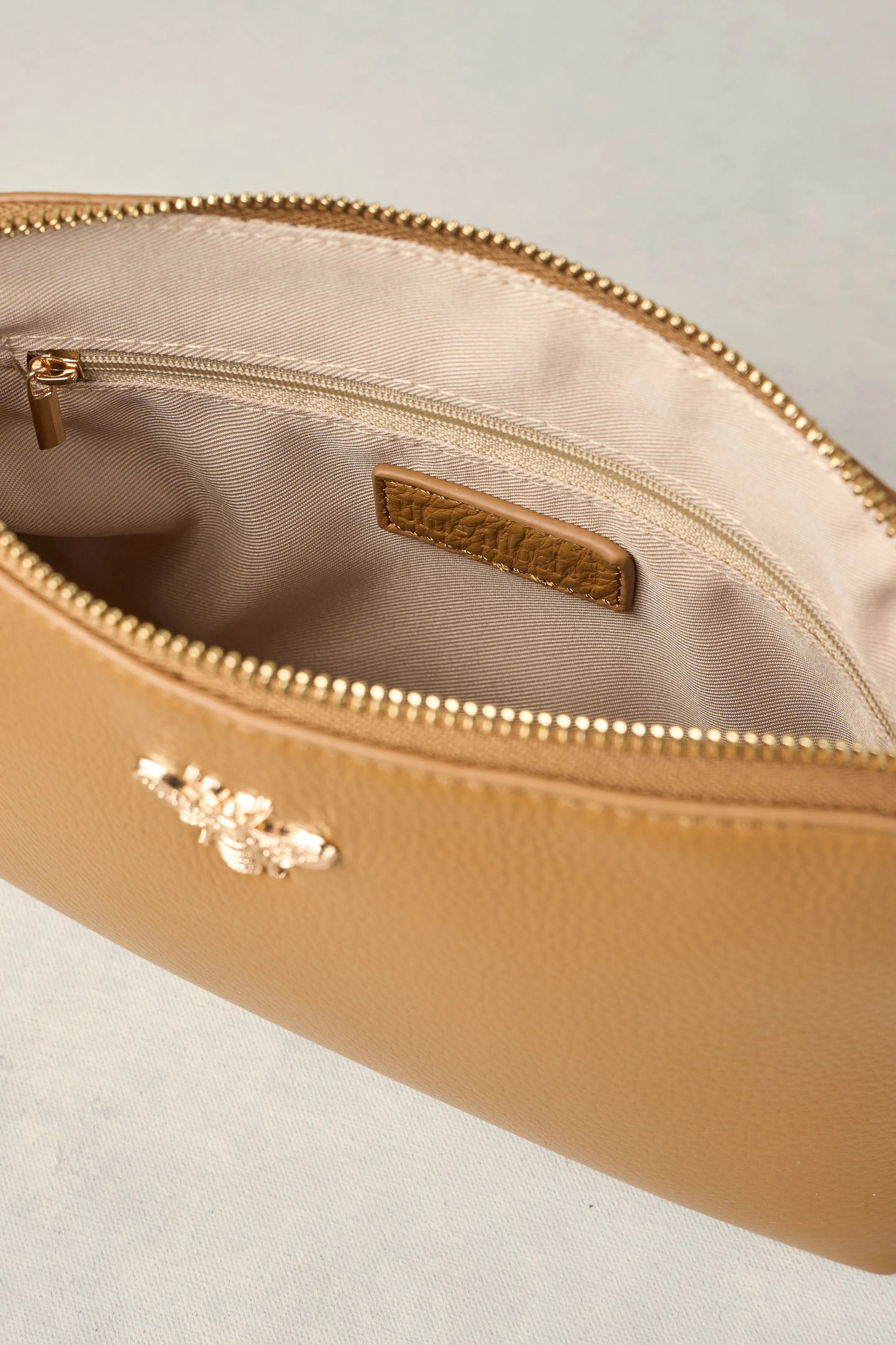 Beverly Bee Crossbody Bag - Tan