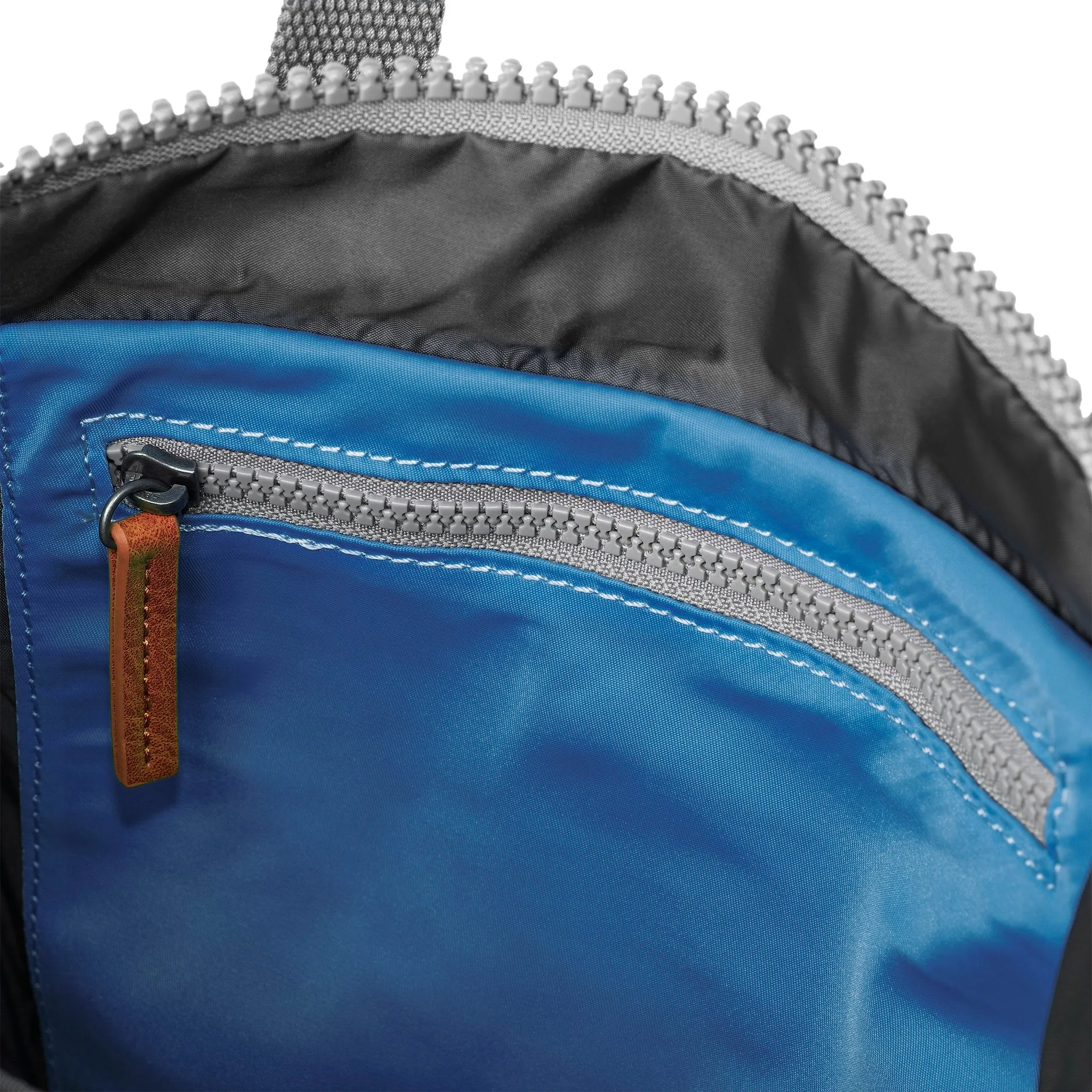 Canfield B Seaport Recycled Nylon