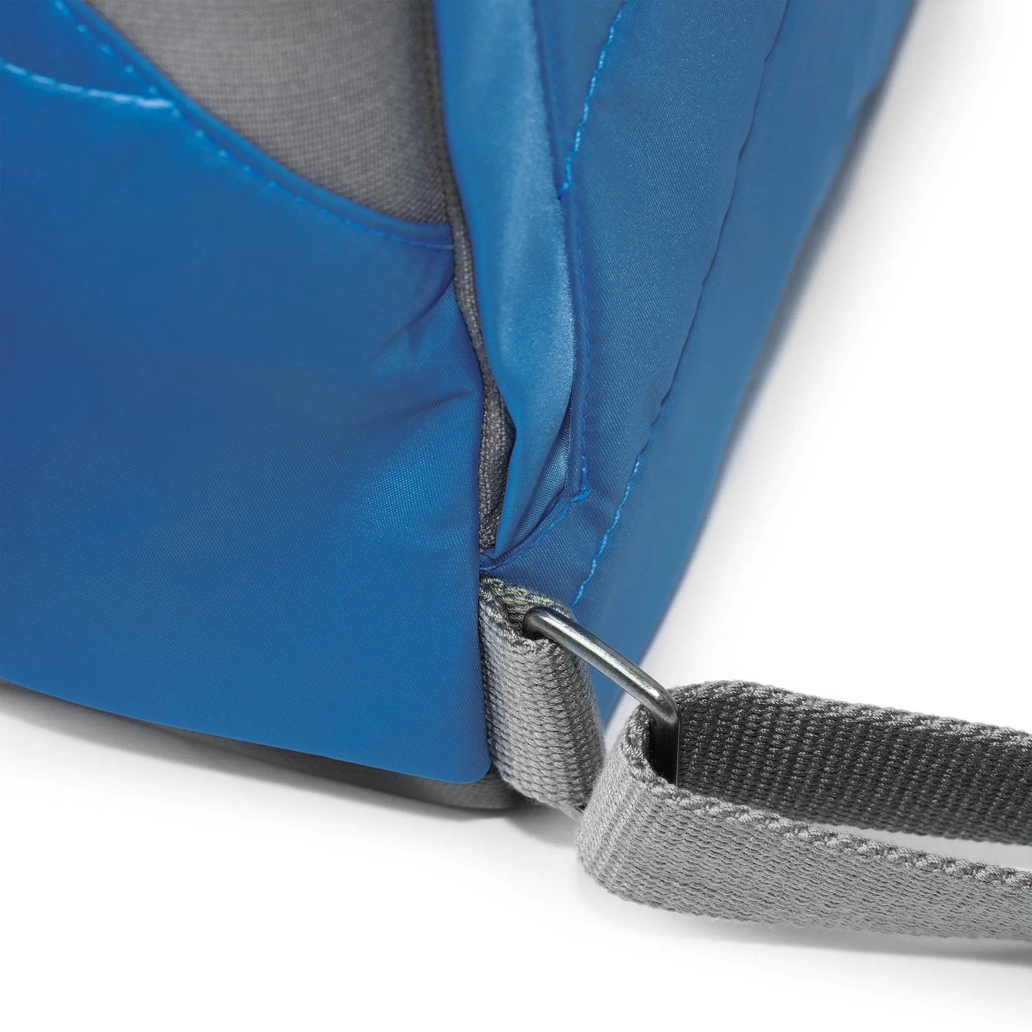 Canfield B Seaport Recycled Nylon