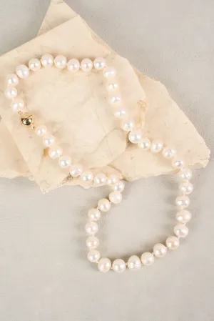 Classique Pearl Necklace - White