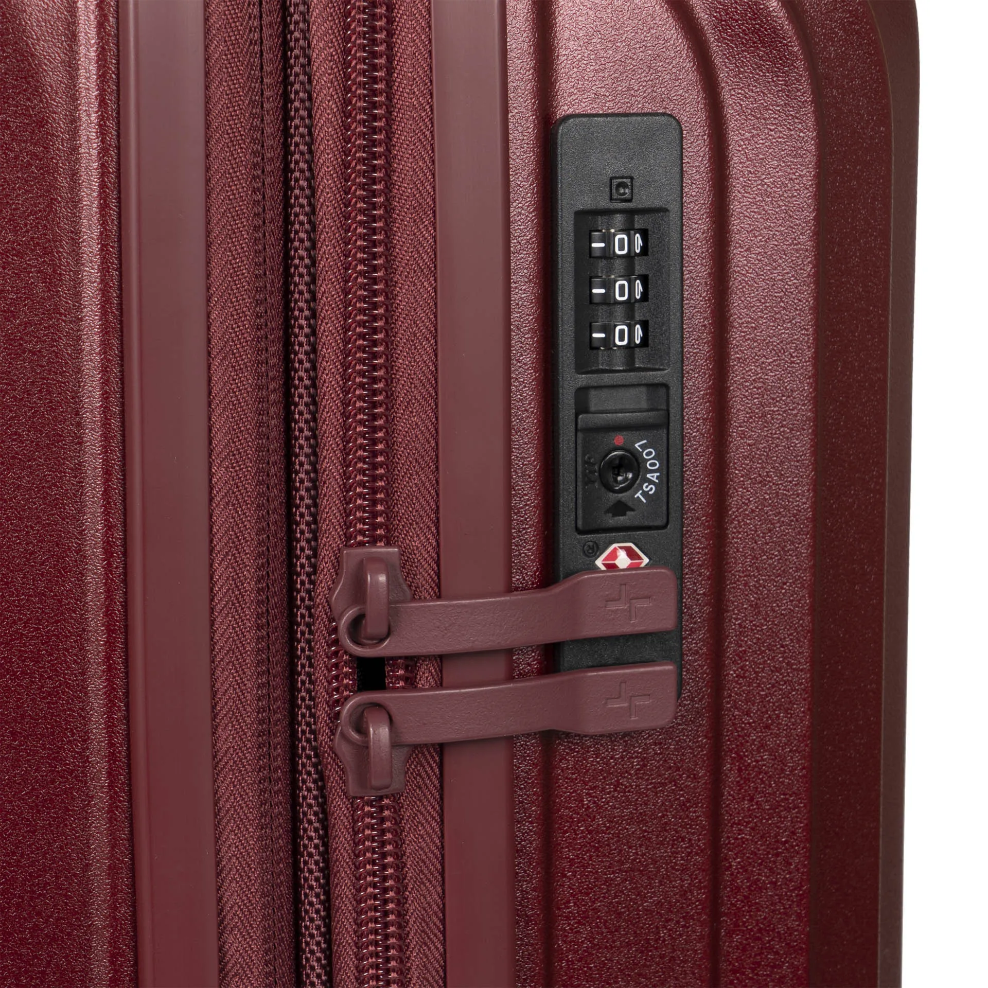 Dune Hardside 21.5in Carry-On Luggage