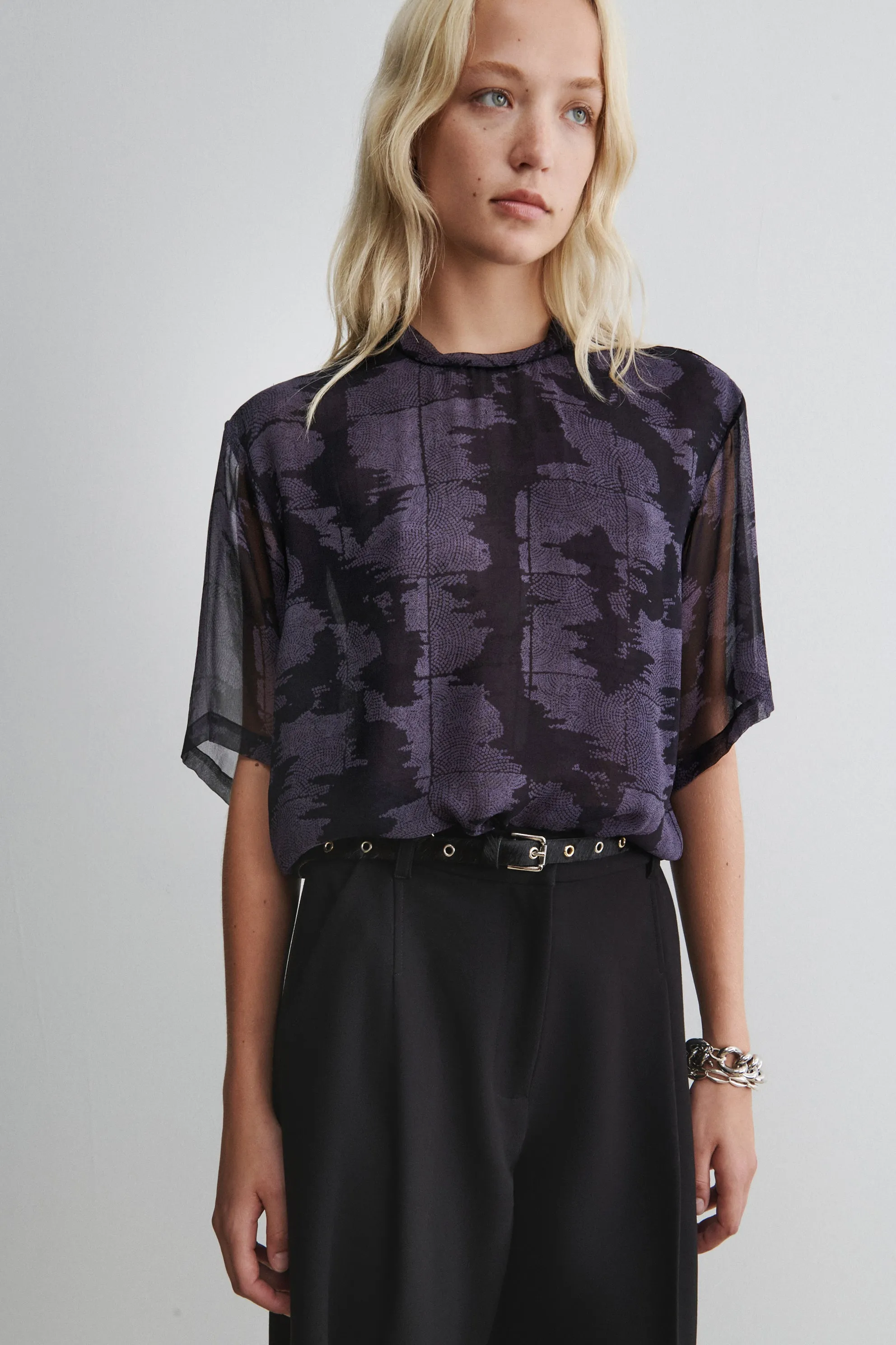 Eyelet Lyon Belt