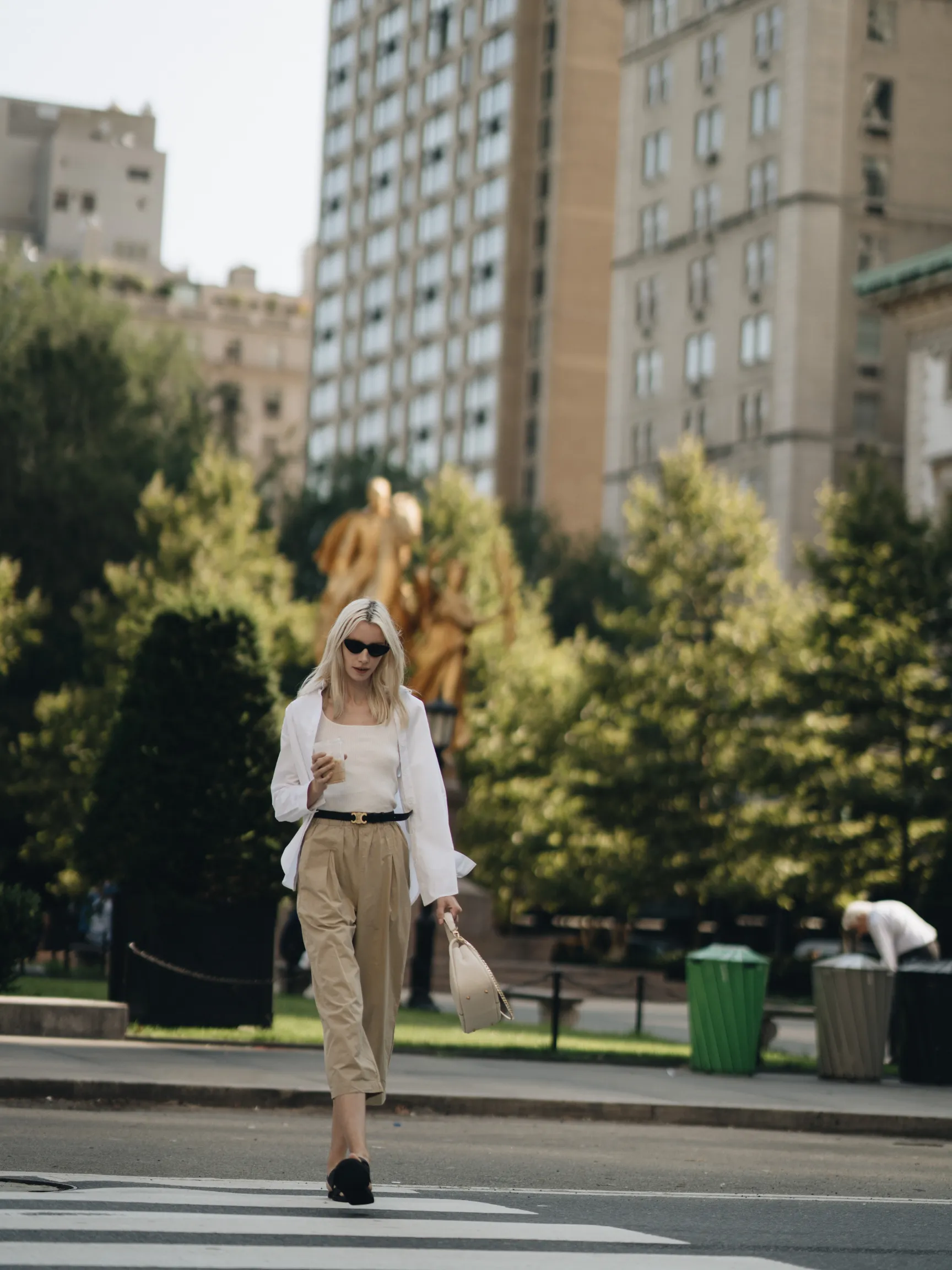 High-waisted Khaki Trousers (Final Sale)
