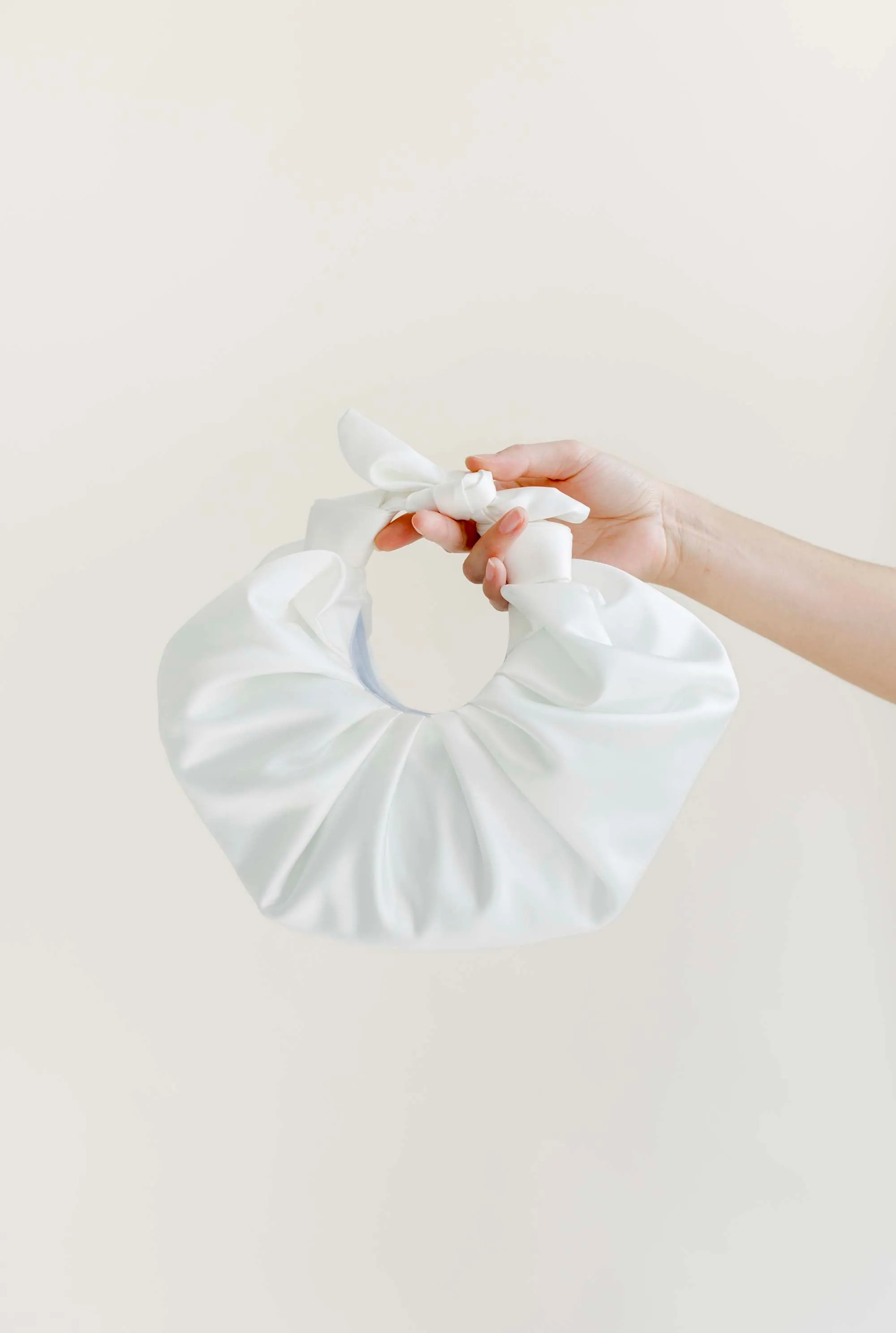 Kiku Croissant Bag