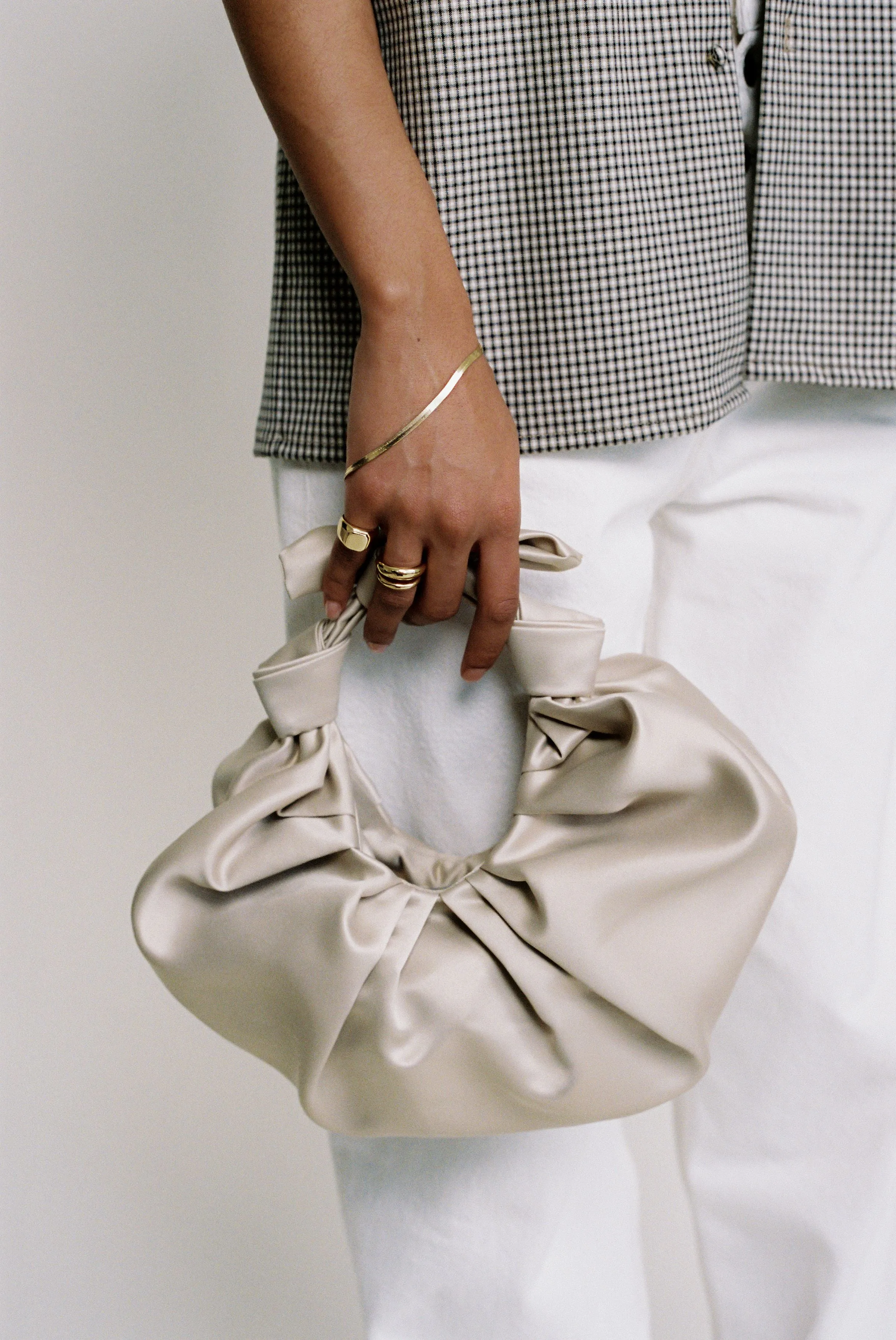 Kiku Croissant Bag