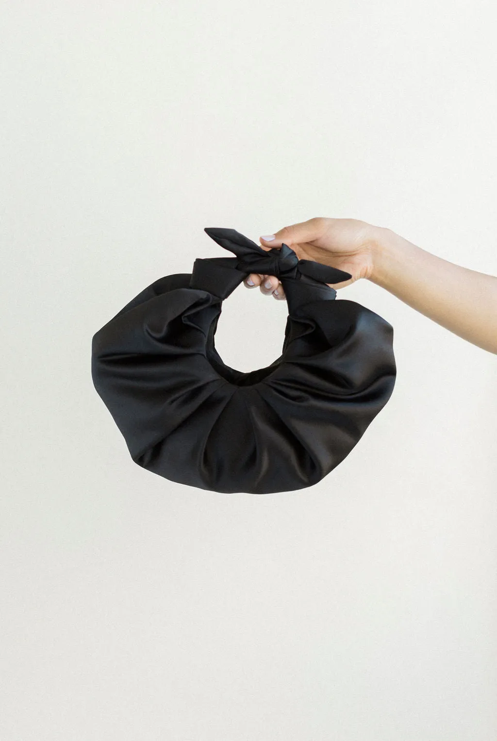 Kiku Croissant Bag