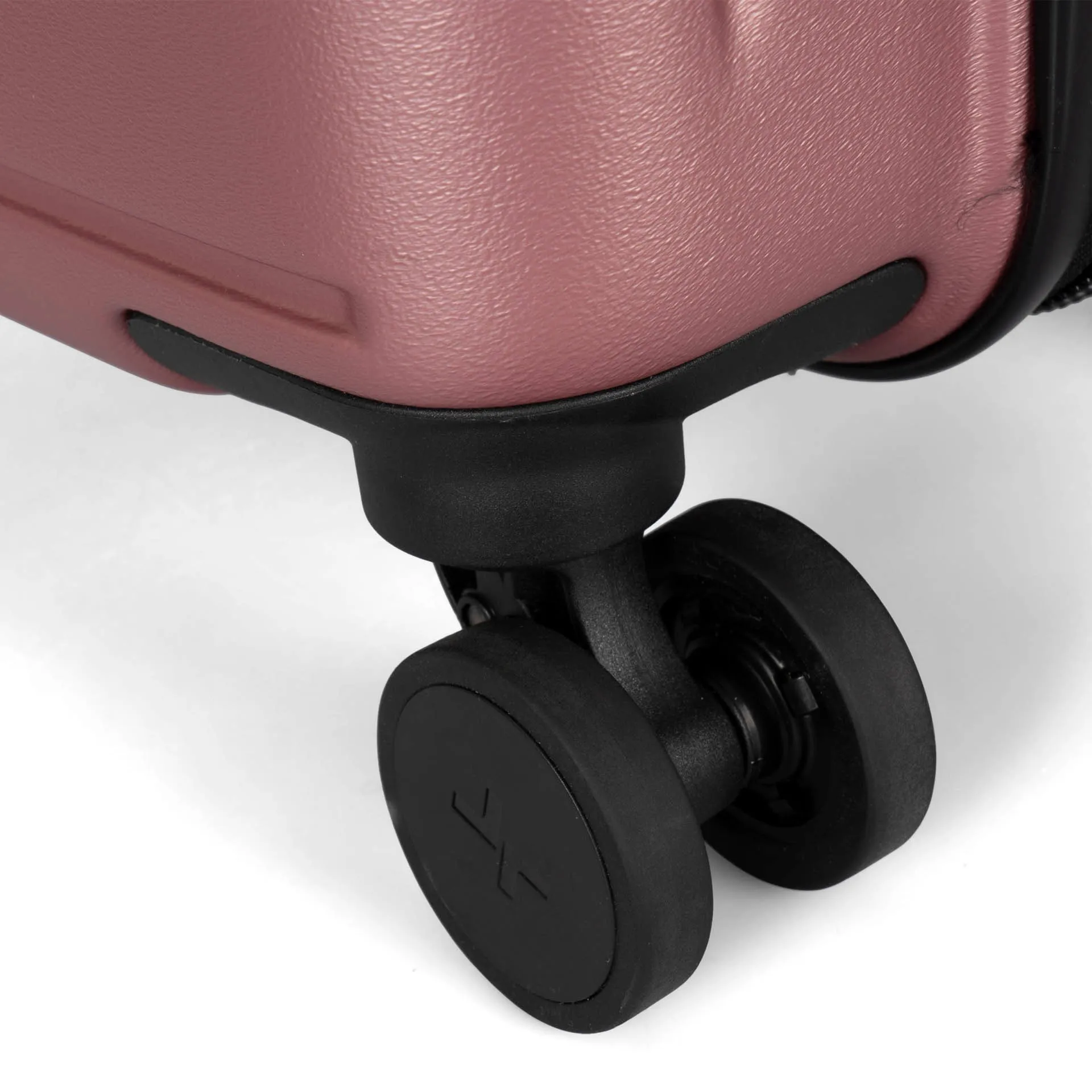 Legend Hardside 20 Carry-On Luggage
