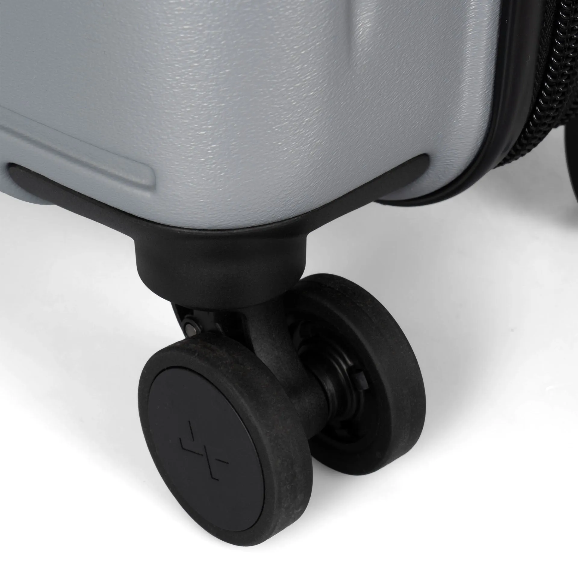 Legend Hardside 20 Carry-On Luggage