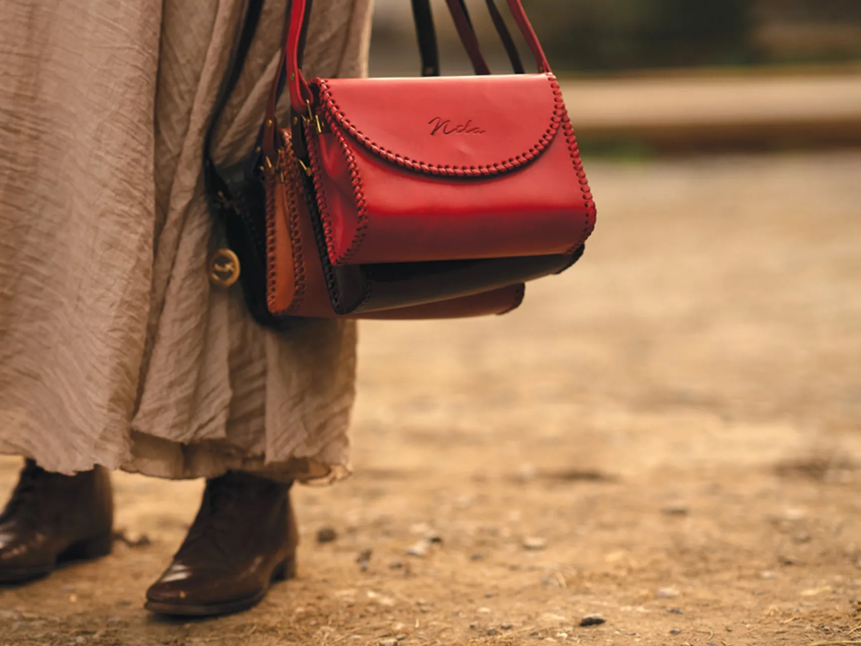 Nila Classic Sculpted Bag