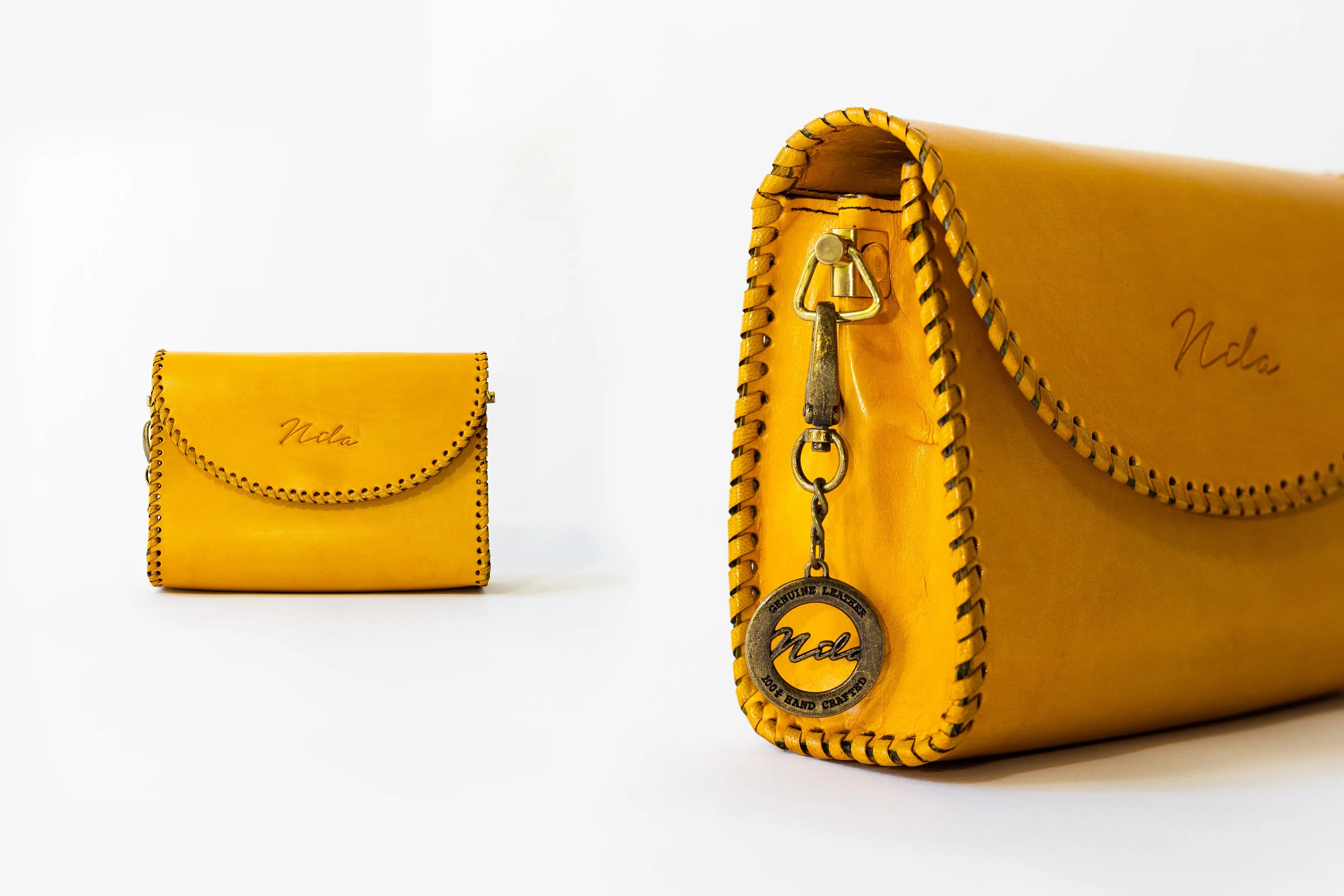 Nila Classic Sculpted Bag