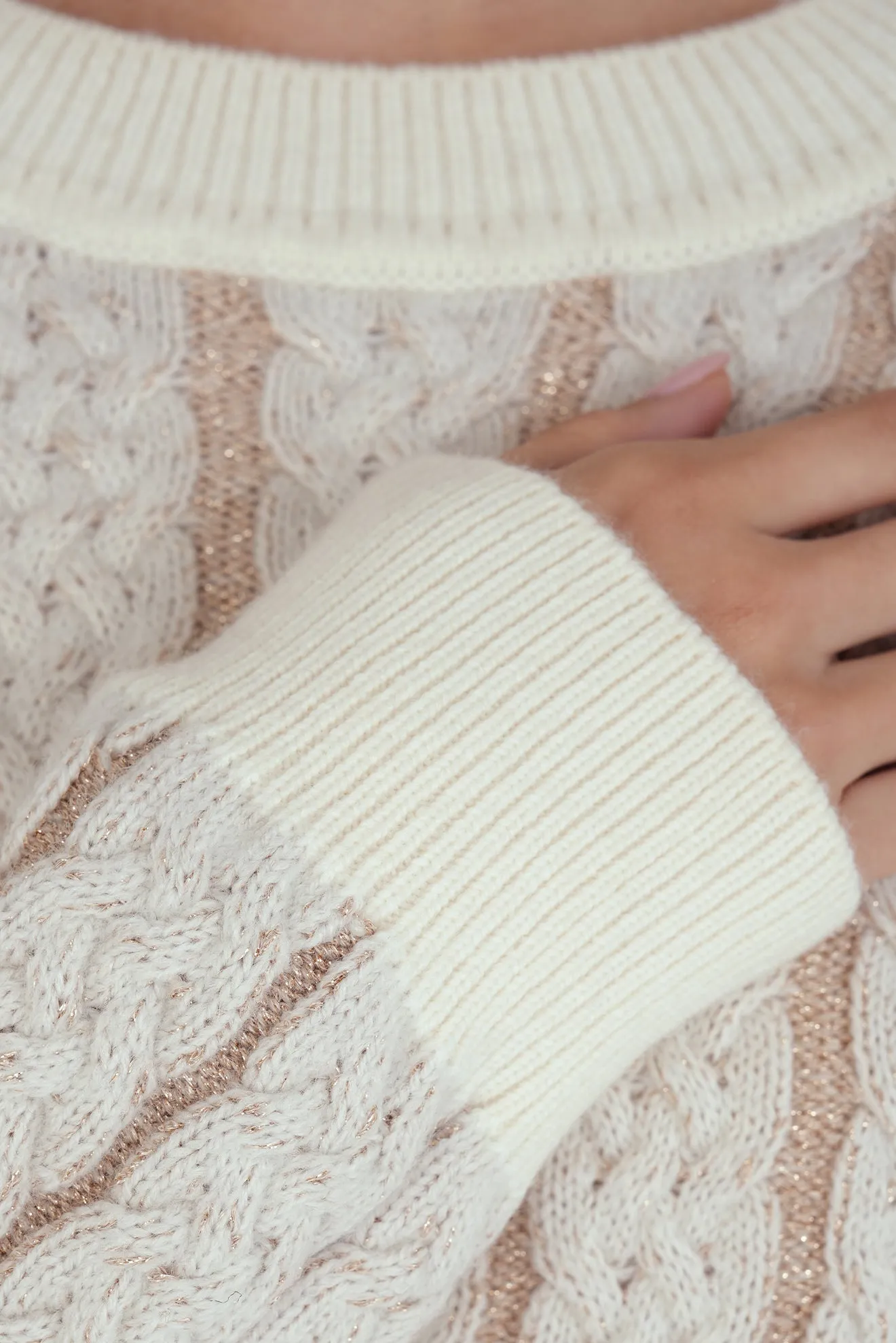 Shiny Eights Sweater - White