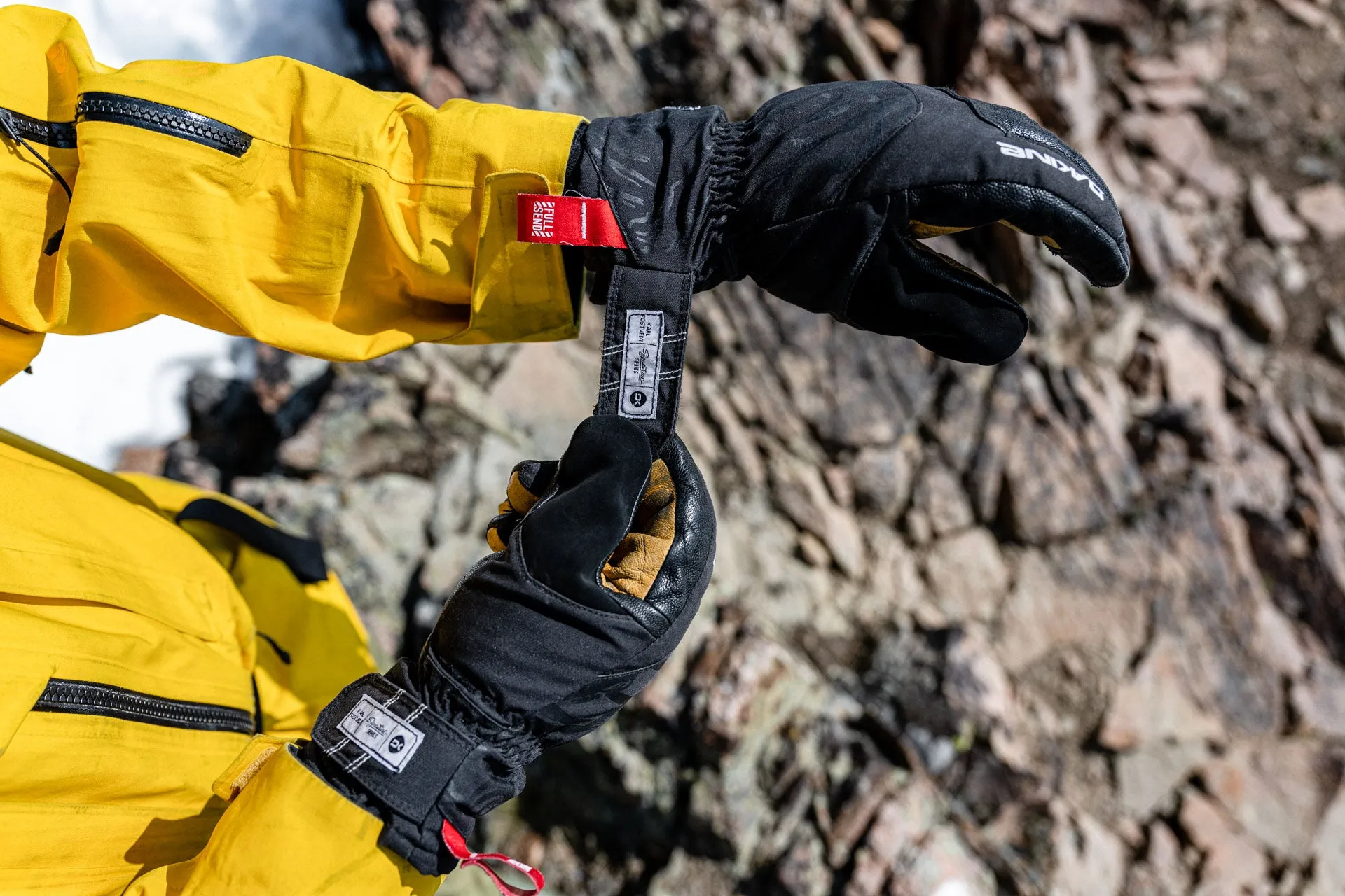 Team Fillmore GORE-TEX Short Glove - Karl Fostvedt