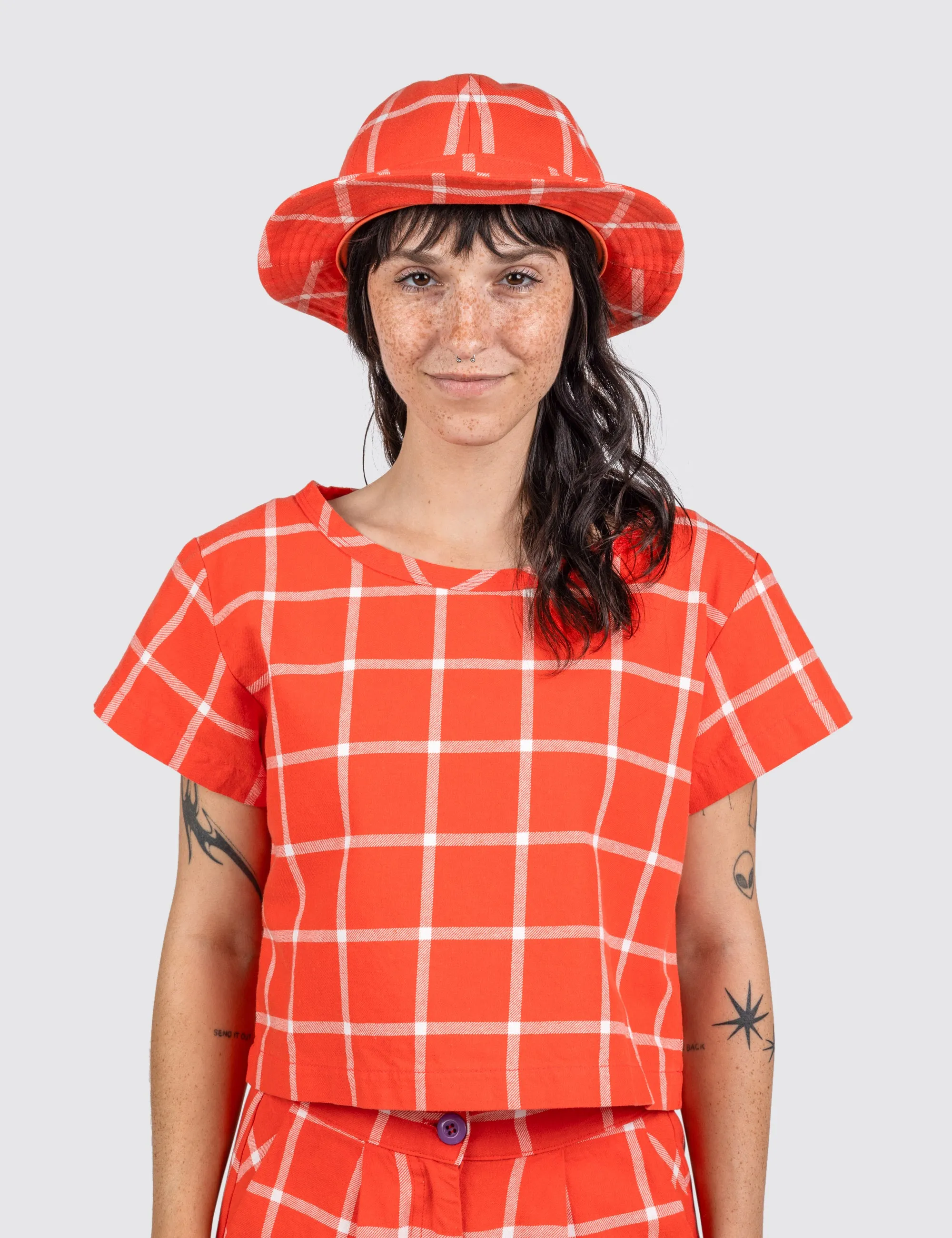 Tomato Grid Bob Hat