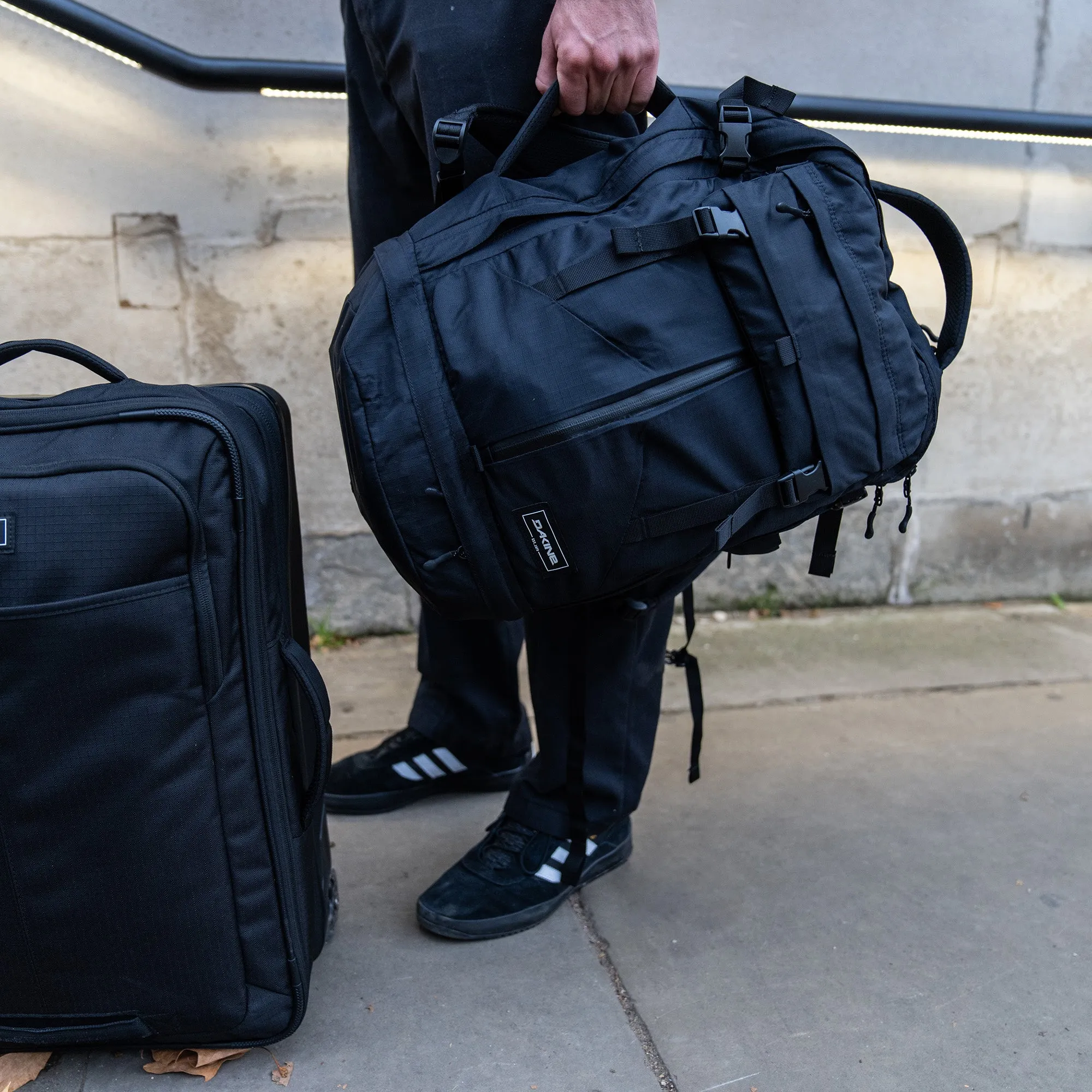 Verge Backpack 32L - Black Ripstop