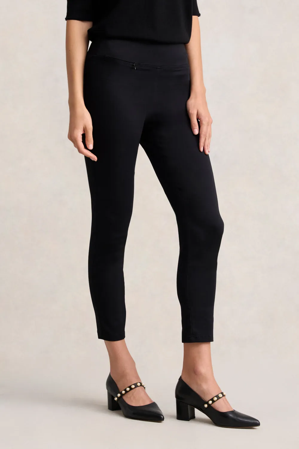 Zip Detail 7/8th Pant - Jet Black